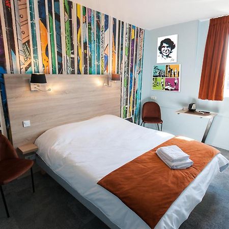 Logis - Hostellerie & Restaurant Du Marche Le Cateau-Cambresis Kültér fotó
